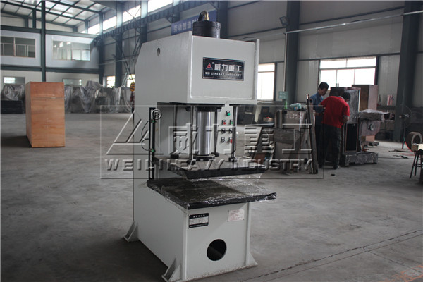 山西100噸單柱液壓機YW41-100T確定方案 山西100噸單柱液壓機YW41-100T確定方案